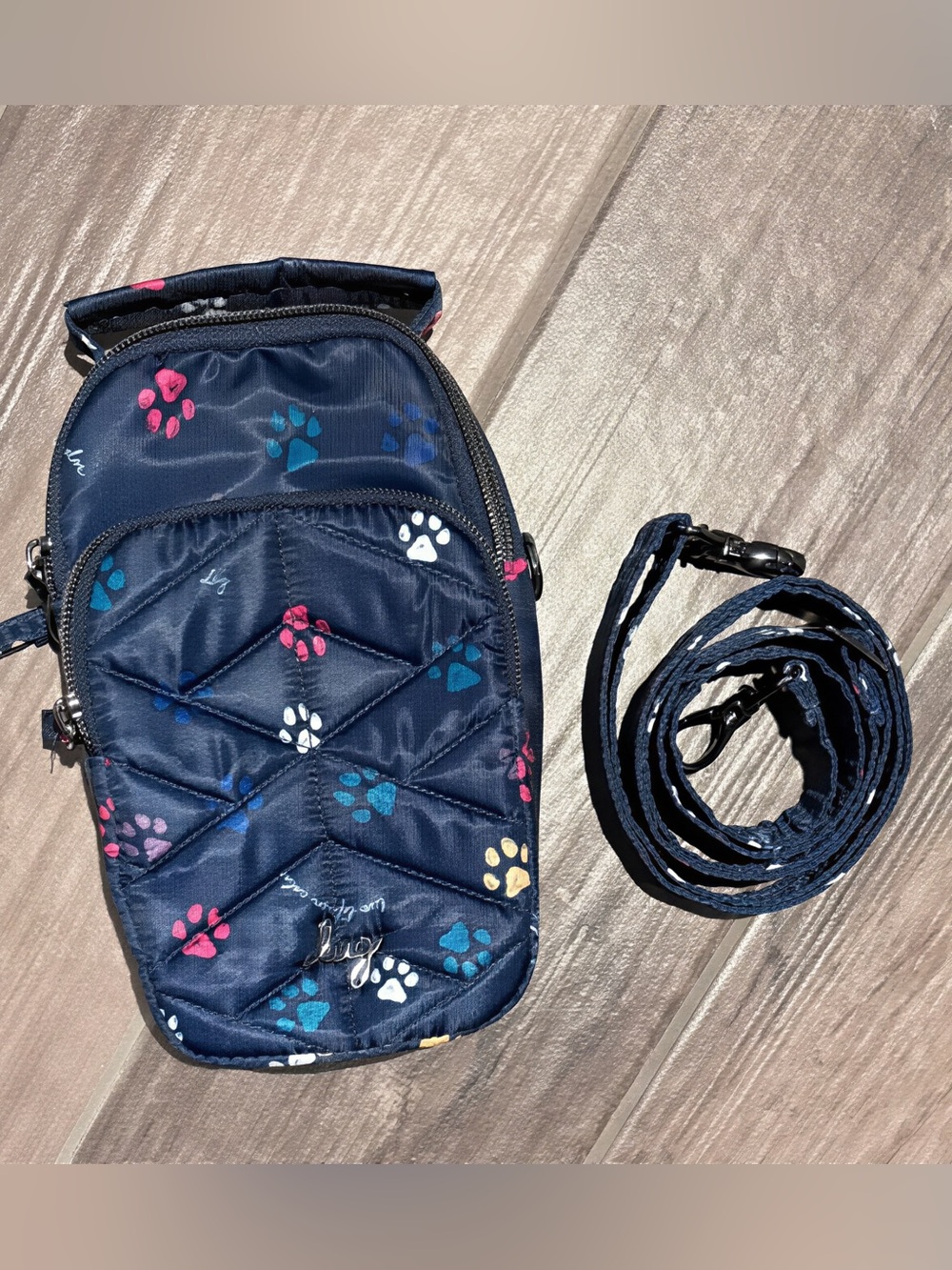 LUG -Skeeter Mini 2 Convertible Crossbody (Paws Navy)